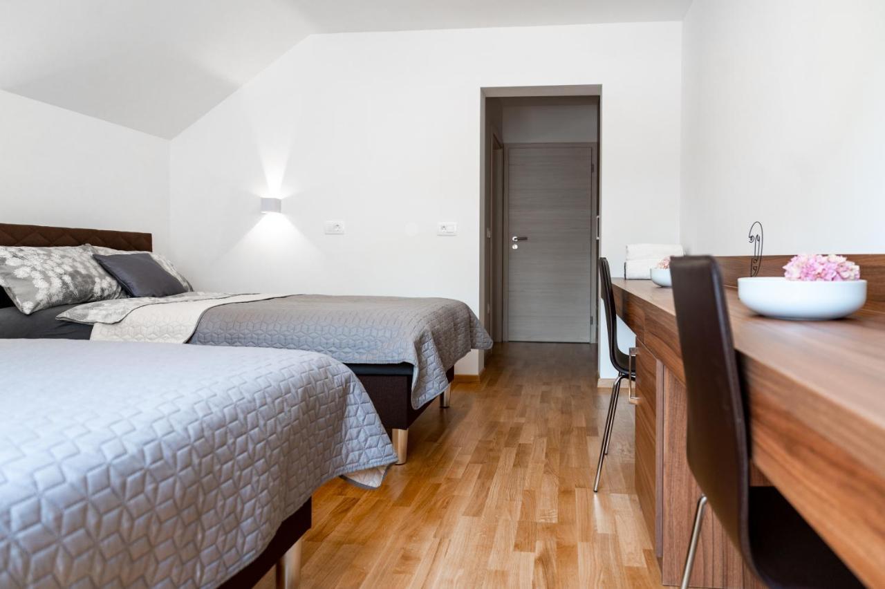 Sobe In Apartmaji Bama Litija Exterior foto