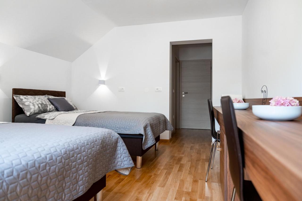Sobe In Apartmaji Bama Litija Exterior foto